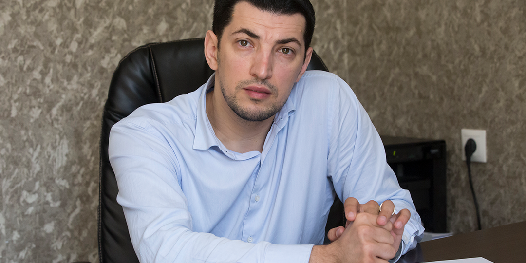 Диагноз ДЦП и путь к мечте. История невролога из Грозного, который не сдался