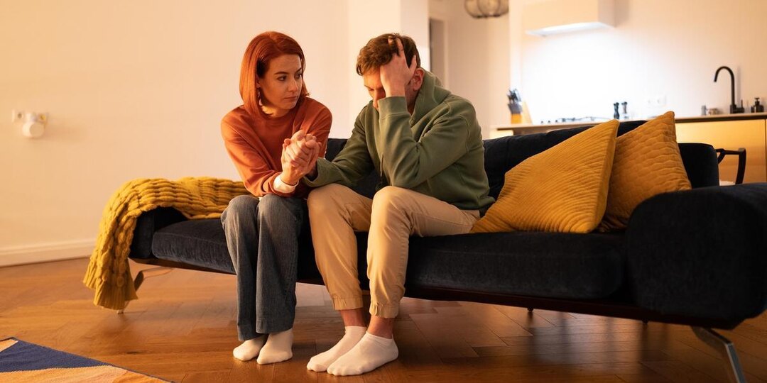 "Моя цель - дожить до вечера": игнорировала свои нужды ради мужа с депрессией, как удалось выбраться из созависимости