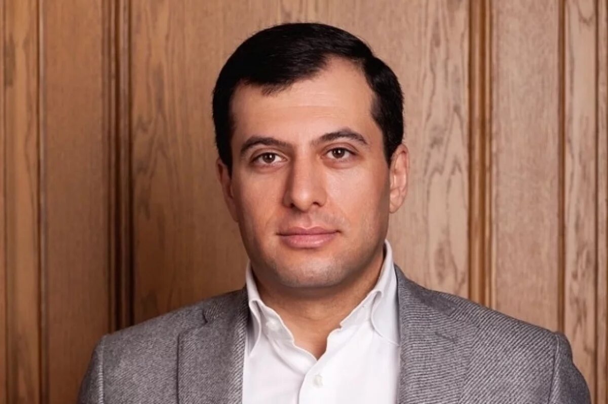    Тело в консульстве.