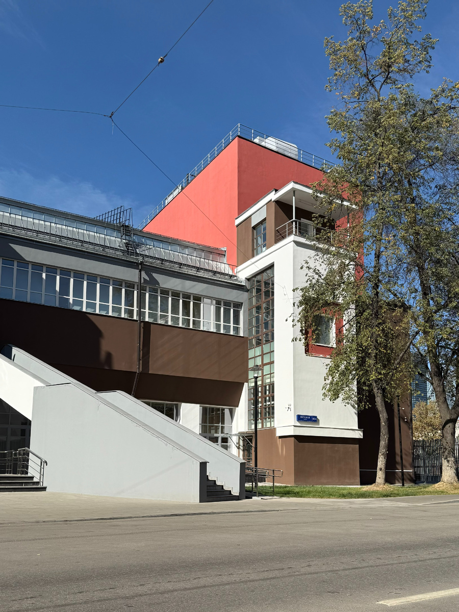 Фото автора канала. Клуб фабрики «Свобода».