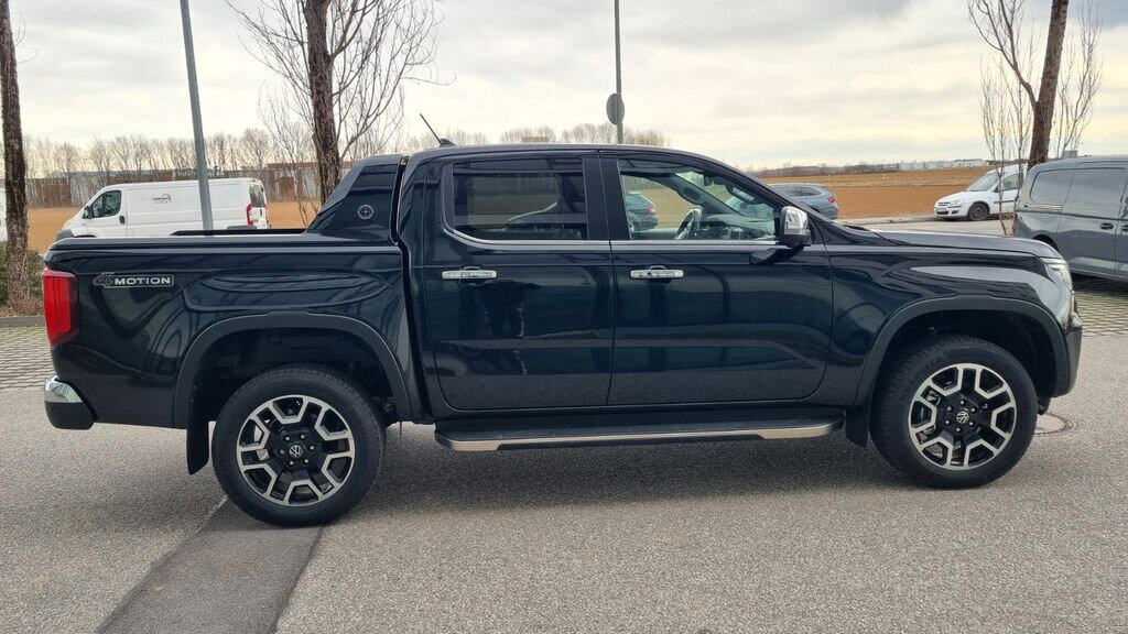 Легендарный немецкий пикап VW Amarok вернулся в Россию. Источник иллюстрации - auto.ru