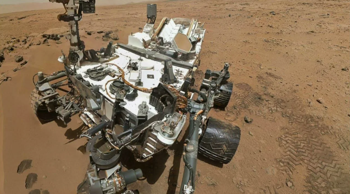 Кьюриосити (англ. Curiosity) — марсоход третьего поколения,