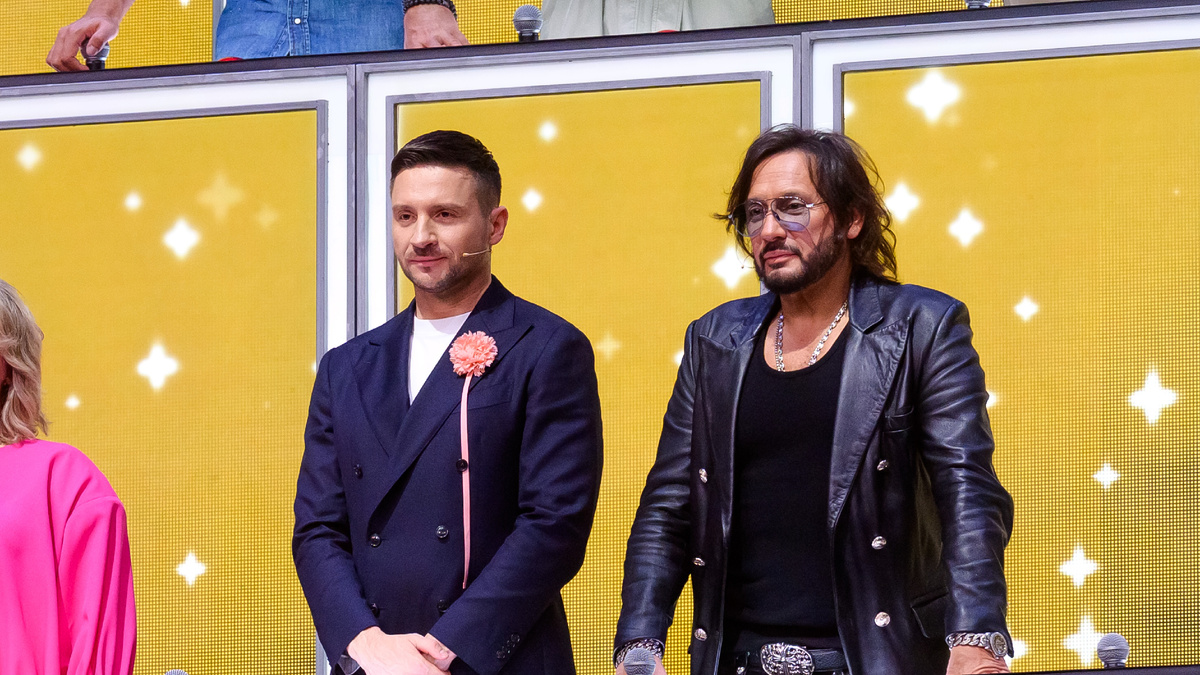 Сергей Лазарев и Стас Михайлов на шоу «Ну-ка, все вместе!». Фото: телеканал «Россия»