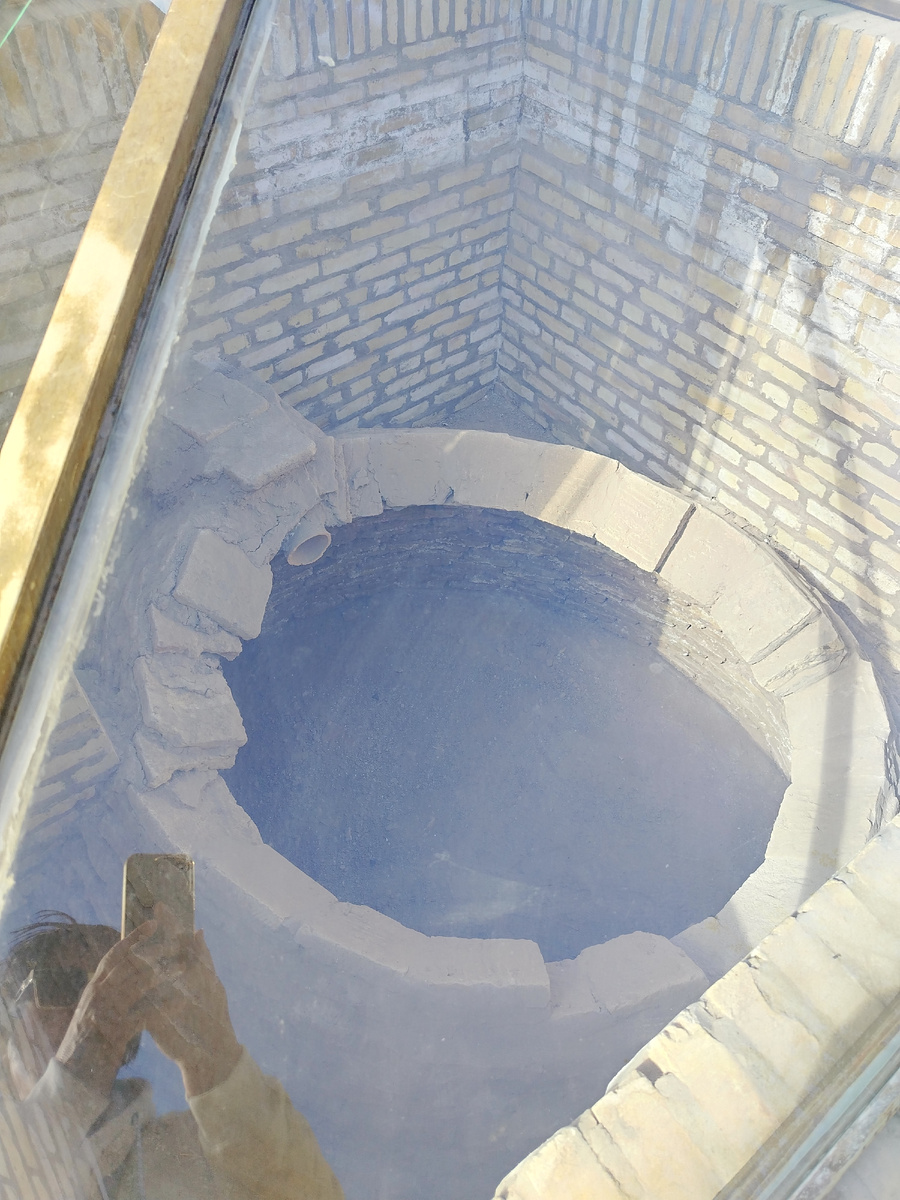 Старинный колодец в крепости Ичан-кала, Хива. Фото автора