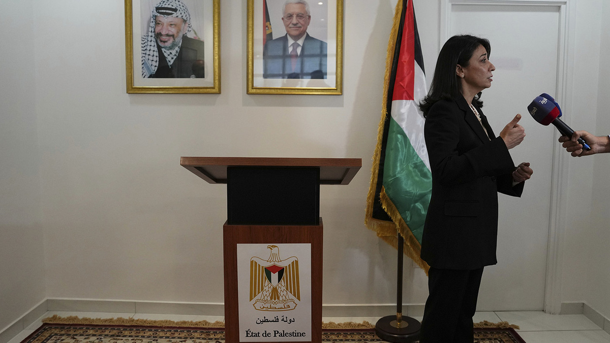   Aurelien Morissard / AP