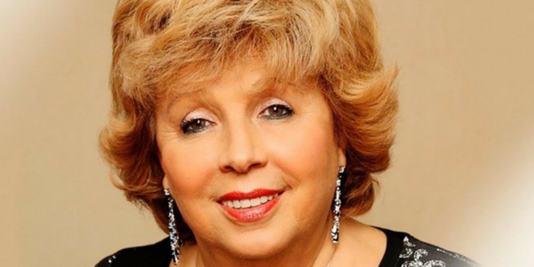 Ларису Рубальскую с юбилеем поздравляю! "Живи спокойно, страна!"