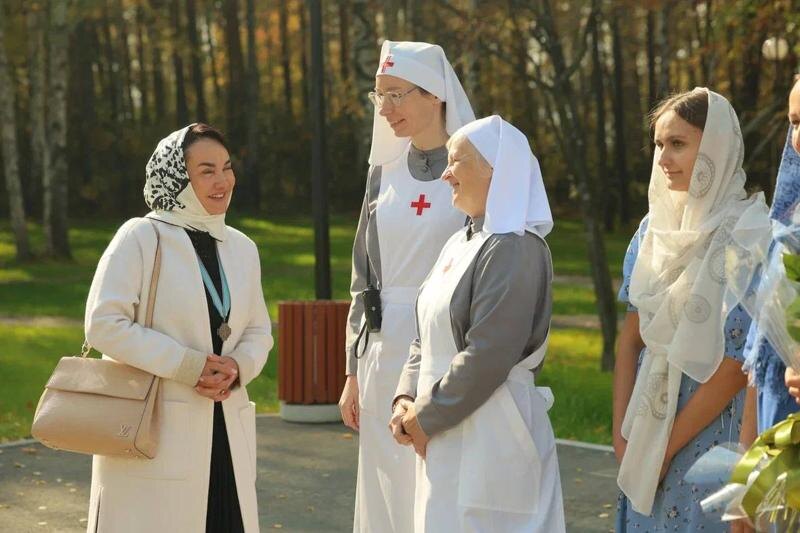    Фонд святой Екатерины / Сестры из обители