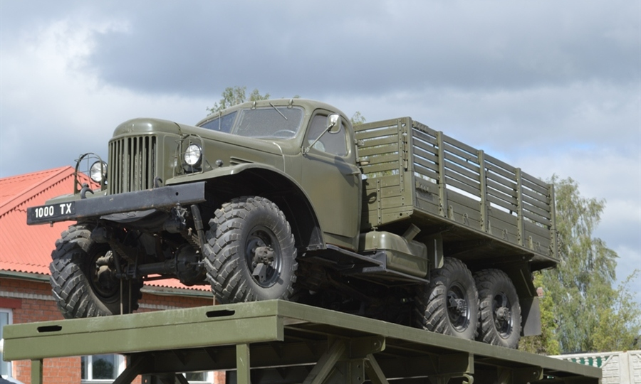 ЗиЛ-157 - неубиваемый символ советской эпохи, который доезжал всегда