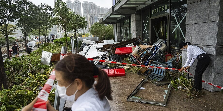    Фото: AP Photo/Chan Long Hei