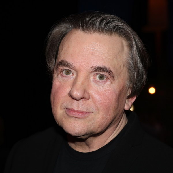     Константин Эрнст предложил Виталию Милонову самому сделать «детский голубой огонек»