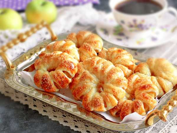 Яблочные колечки: простой десерт с фруктовой ноткой