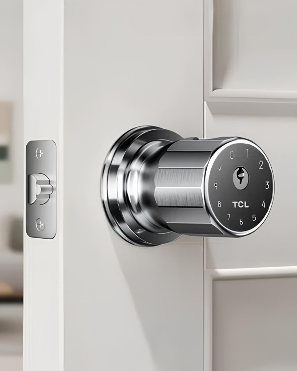 Источник: TCL