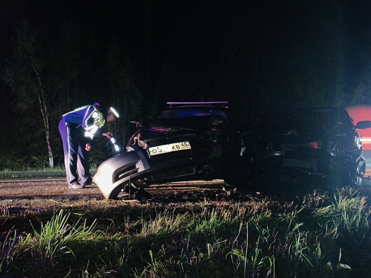    На трассе под Екатеринбургом произошло массовое ДТП