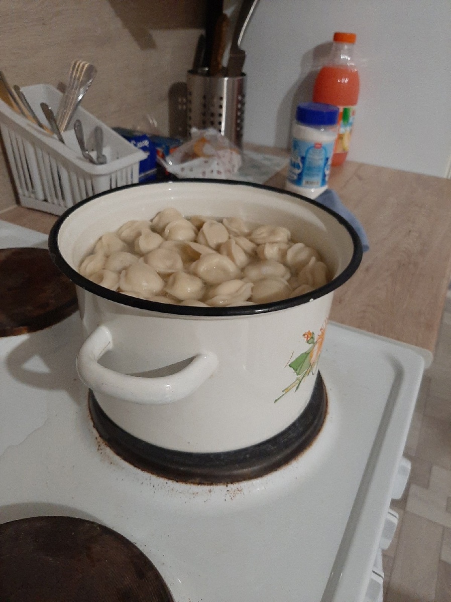    Почему нельзя бросать пельмени в кипяток - запомните раз и навсегда