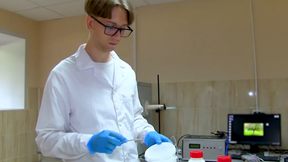 ФОТО: Кадр из программы "Наука и техника", РЕН ТВ