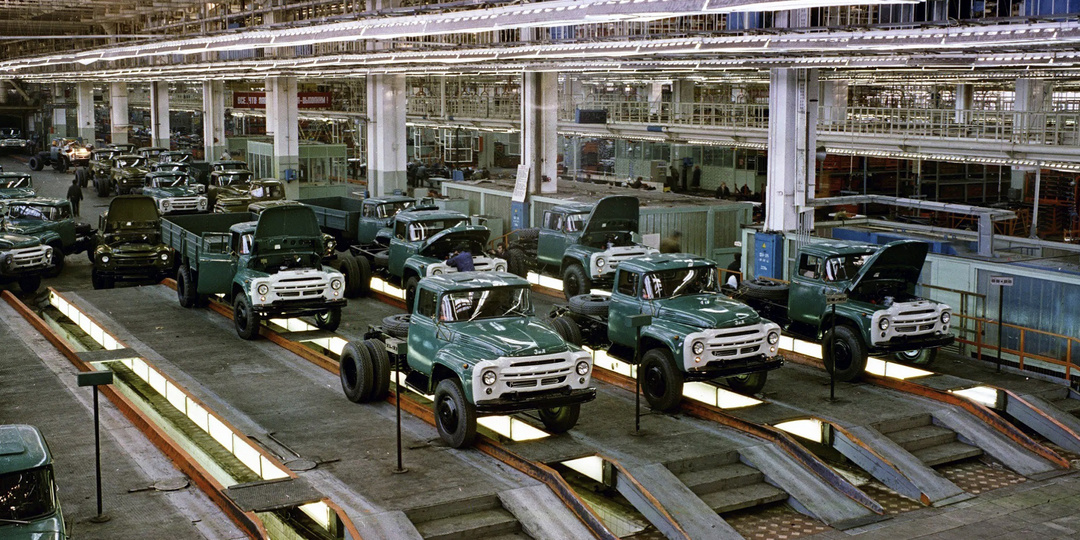 Что стало с заводом "ЗИЛ", где выпускали грузовики и седаны: съездил и показываю