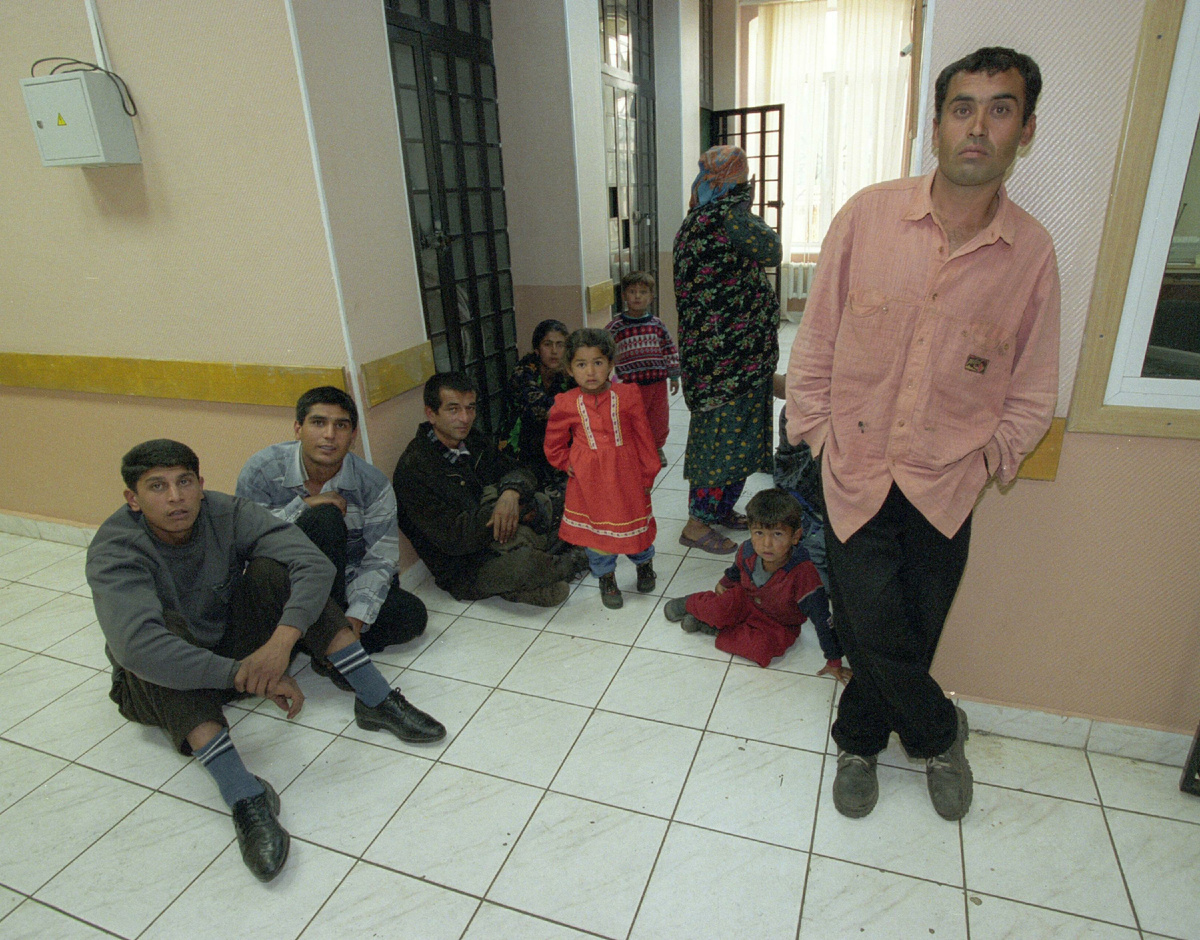 Foreign migrants from the Asian republics in police office/Globallookpress