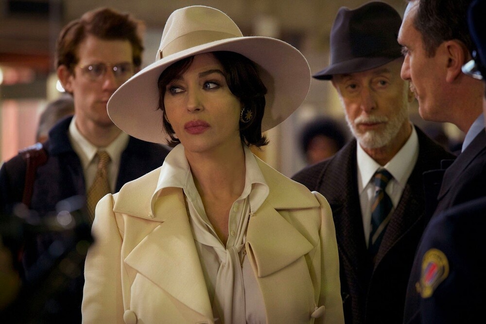    Принцип жанра - все должно быть красиво. Поэтому ни одна такая франшиза не обходится без ослепительных женщин. / "Ракета Релизинг"