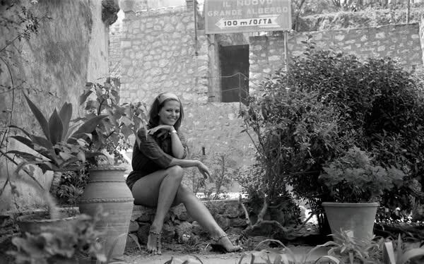 Клаудиа Кардинале