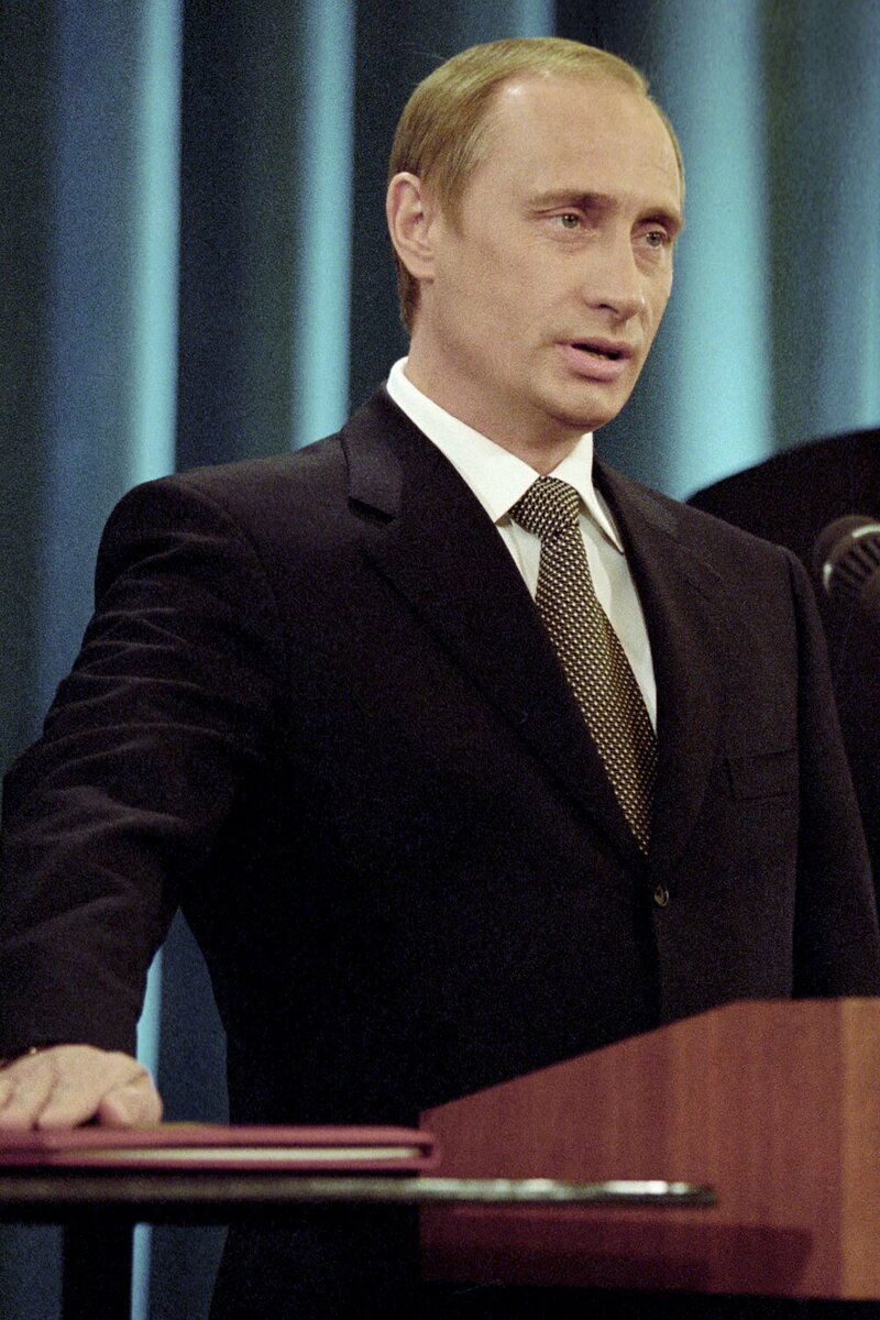 https://www.vedomosti.ru/politics/galleries/2025/03/26/1100110-kak-vladimira-putina#140737497647739
