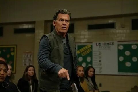 Кадр из фильма. Джош Бролин.