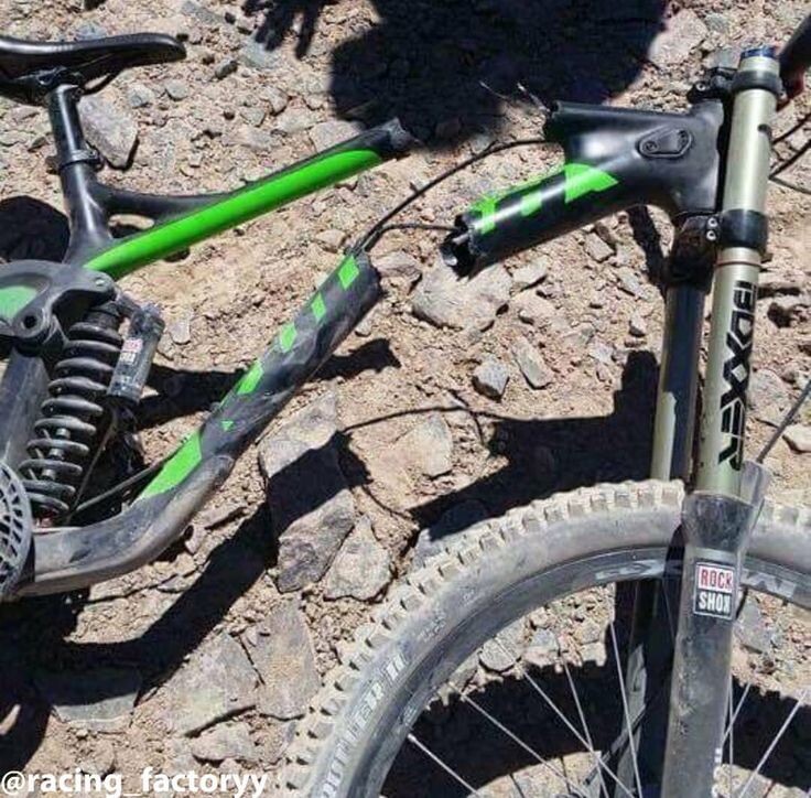 Я не буду говорить какой это бренд, это не этично :) Источник: https://clck.ru/3PPgiF