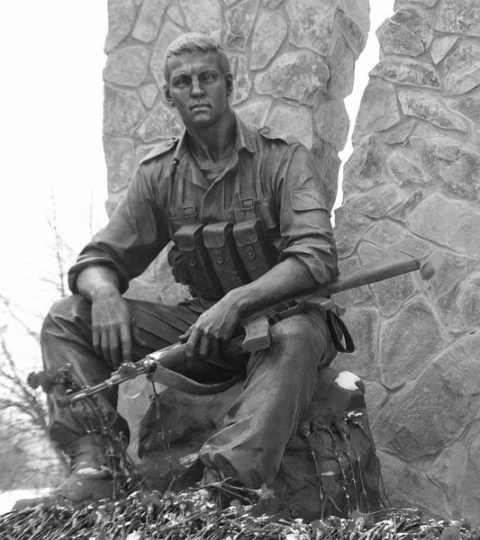 НА РАЗВАЛИНАХ СОВЕТСКОЙ ТВЕРДЫНИ