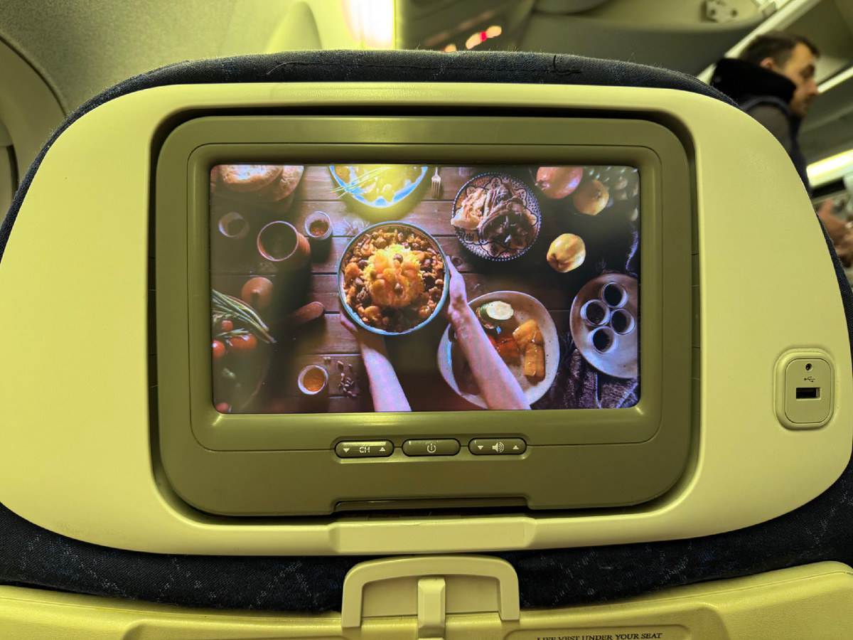 Даже есть экраны