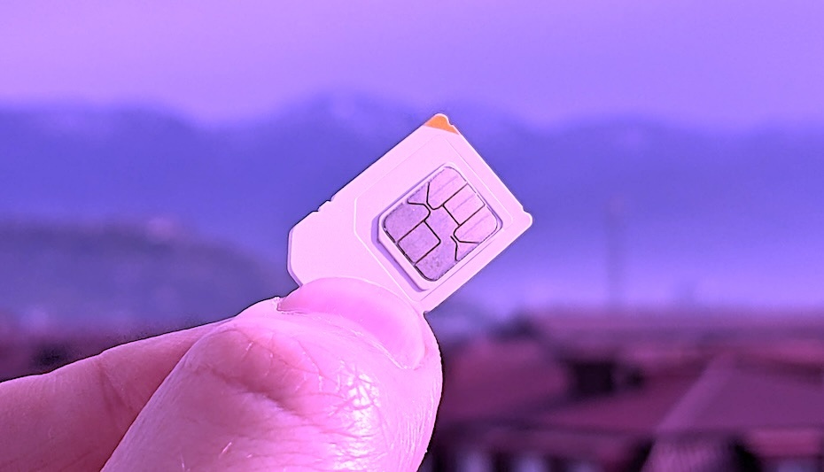 Российские операторы творят с SIM-картами что-то странное и возмутительное. Как власти такое вообще разрешают?!