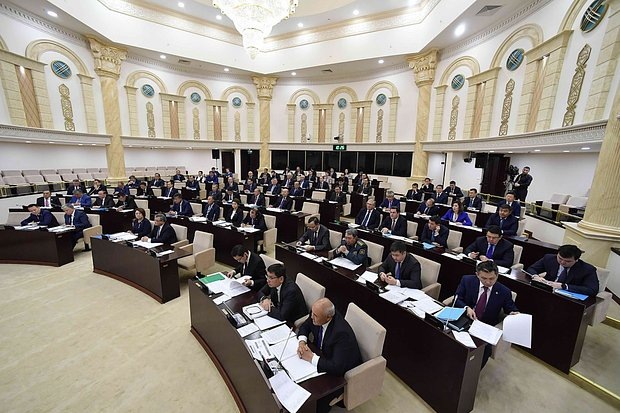    Заседание Сената парламента Казахстана VI созыва. Фото: SenateKz / Wikimedia