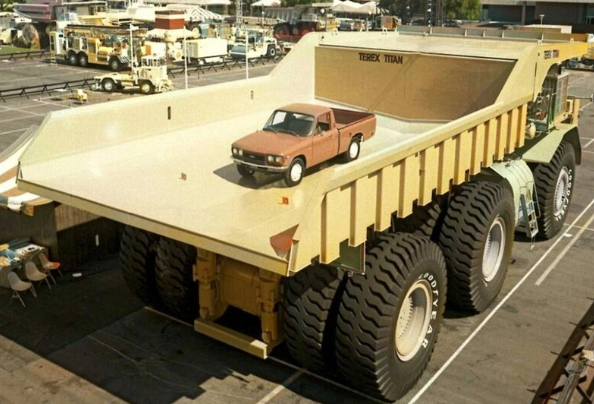 Забавные снимки из ХХ века на автомобильную тематику