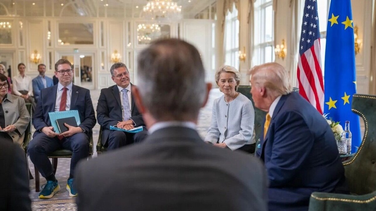 Урсула фон дер Ляйен, по мнению европейских чиновников, нашла «правильный» подход к импульсивному Дональду Трампу. Фото: пресс-служба Белого дома/whitehouse.gov