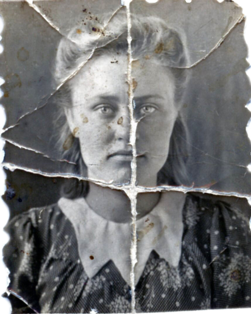 Повреждённая старая фотография - Пример №1 для восстановления