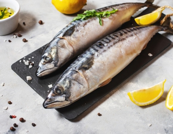 Этот секрет заставит вас полюбить скумбрию: неприятных запахов во время готовки не будет