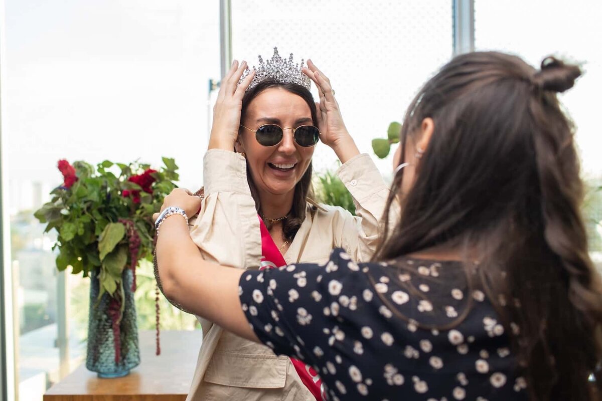 Награждение победителей конкурсов создаёт праздничное настроение