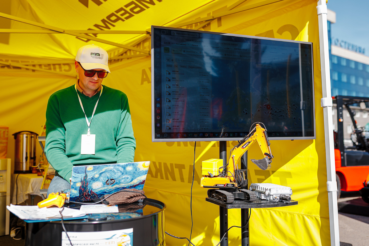 Передача данных в систему MRA с игрушечного экскаватора