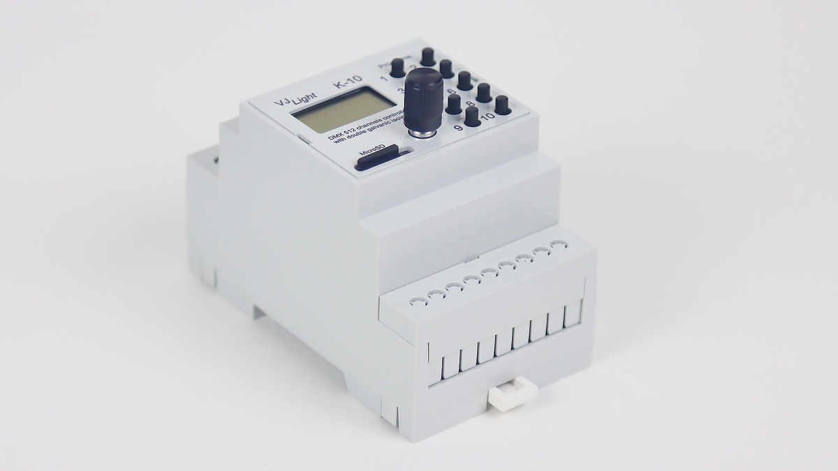 "VJLght K-10" - DMX контроллер 512 каналов на DIN рейку с простым программированием сцен и программ в текстовом файле. https://shop.show-device.ru/VJLight-K-10.html