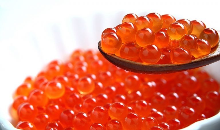    В Оренбуржье обнаружили поддельную икру с фантомного завода на Сахалине Оренбуржье