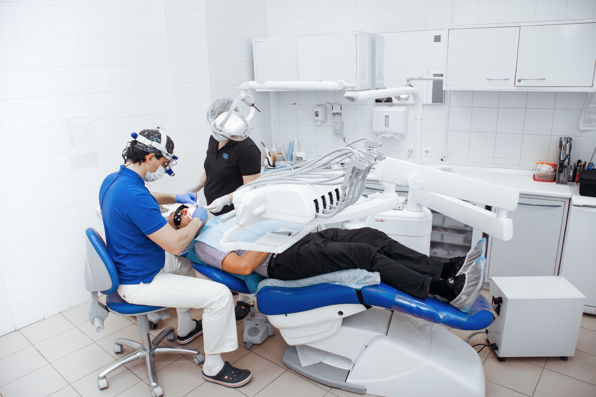 Фотография взята с сайта стоматологии Дмитрович Фэмили https://www.dmitrovich.ru/