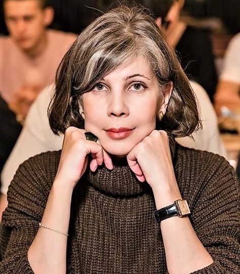 Никогда такого не было, и вот опять мне исполнилось 35. Пардон, 53🤡