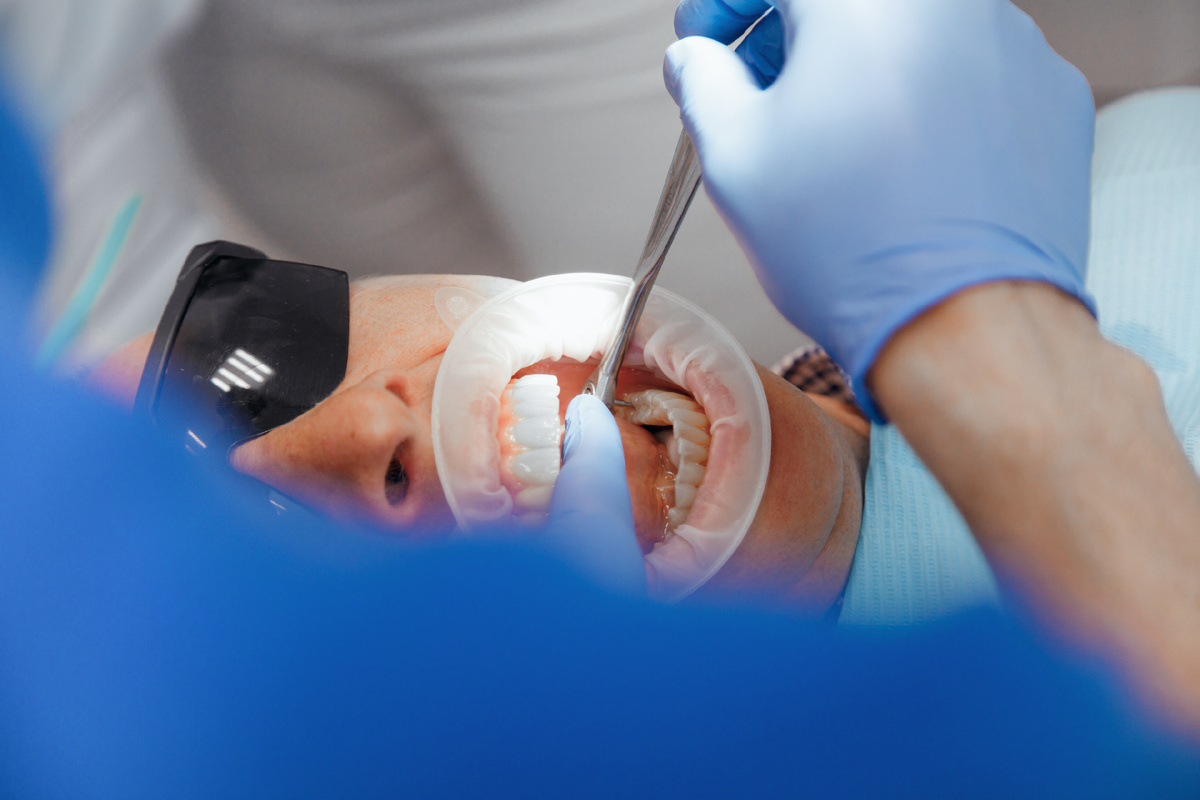 Фотография взята с сайта стоматологии Дмитрович Фэмили https://www.dmitrovich.ru/