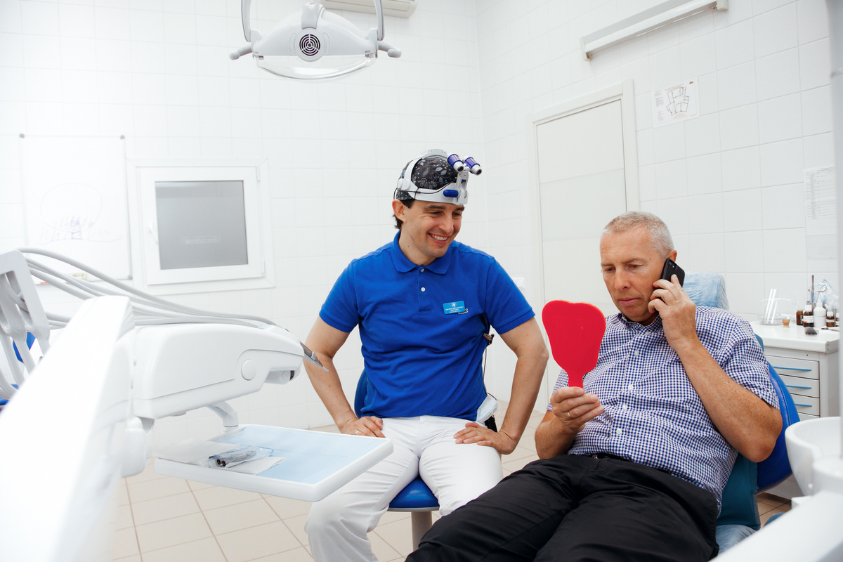 Фотография взята с сайта стоматологии Дмитрович Фэмили https://www.dmitrovich.ru/