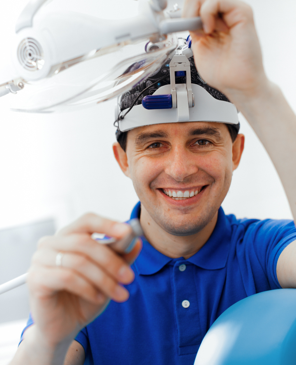 Фотография взята с сайта стоматологии Дмитрович Фэмили https://www.dmitrovich.ru/