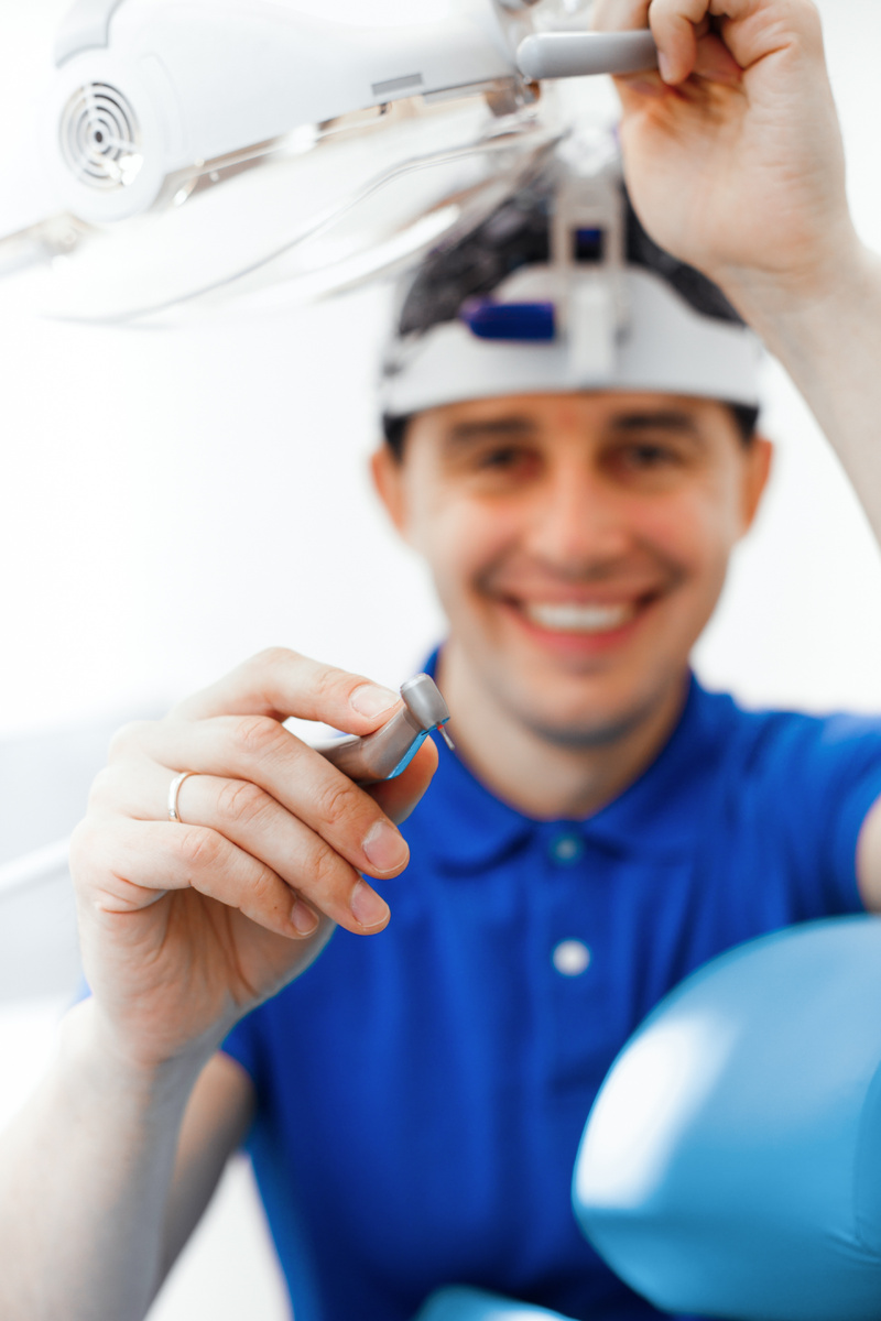 Фотография взята с сайта стоматологии Дмитрович Фэмили https://www.dmitrovich.ru/