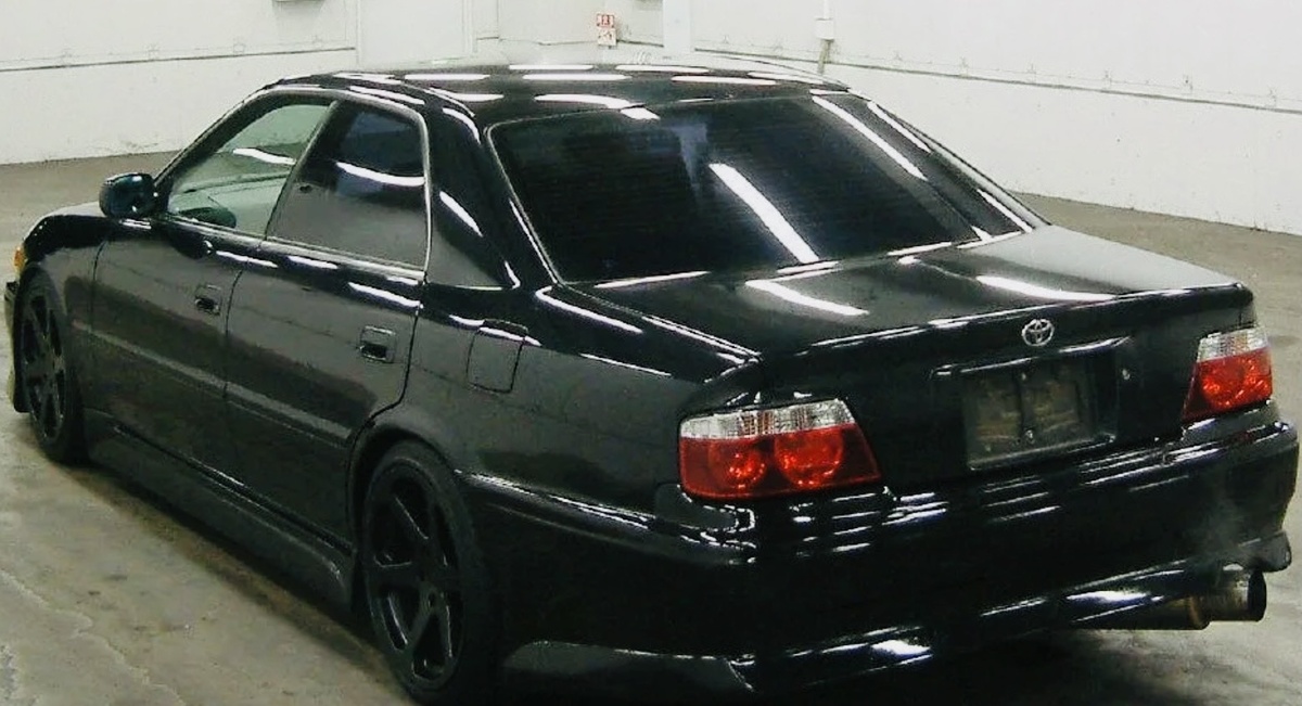 TOYOTA CHASER 100