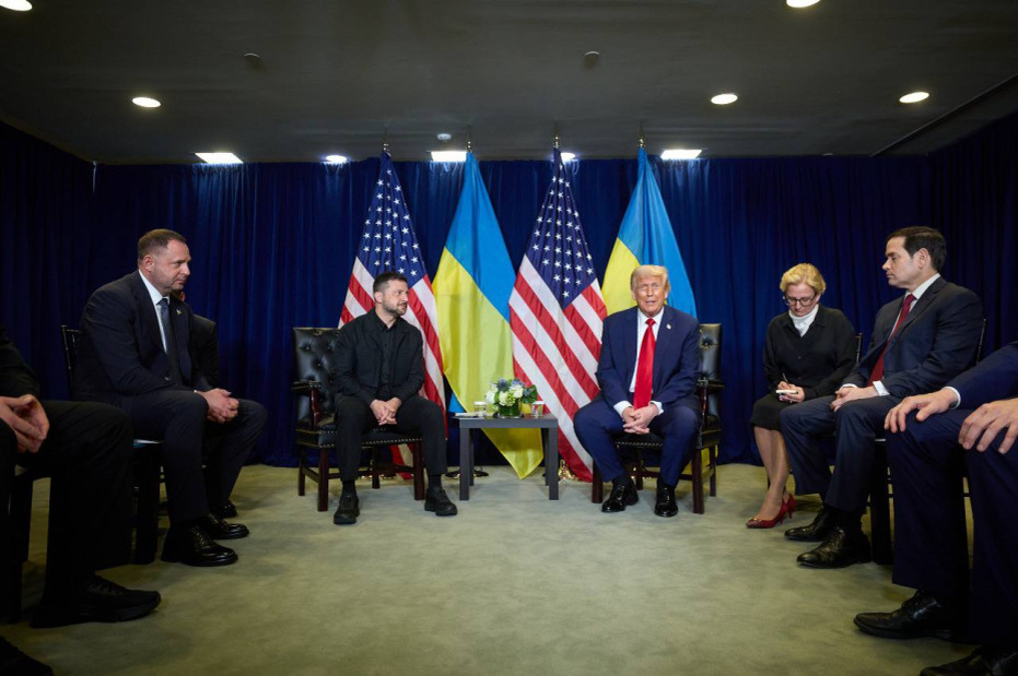    Социальные сети