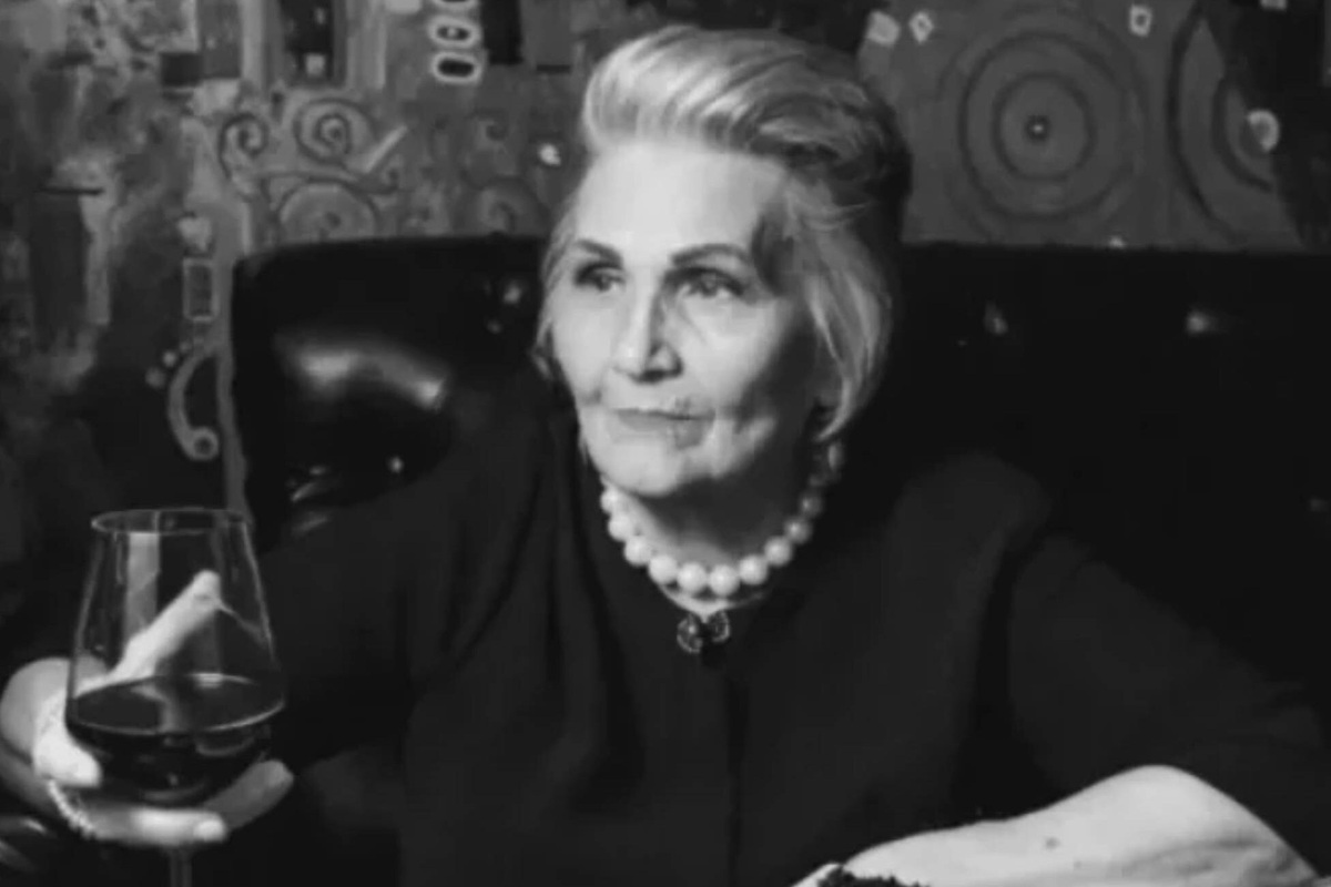     Умерла актриса фильма «Будь счастлива, Юлия!» и сериала «Радости земные» Нина Дони