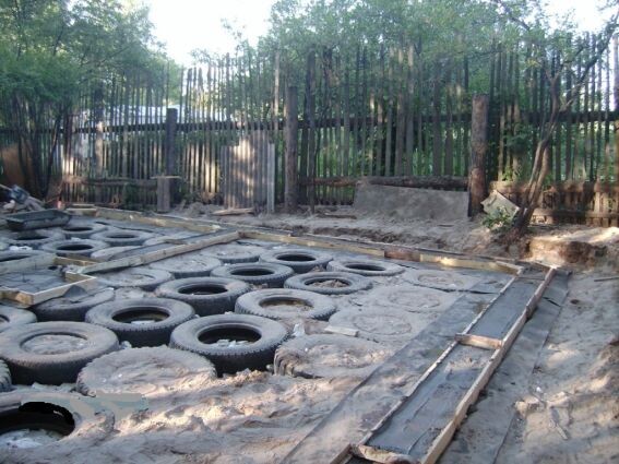 Фундамент из покрышек