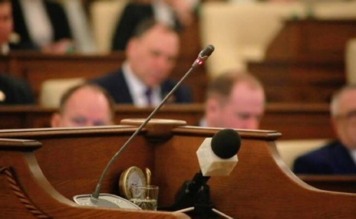 Сессия АКЗС . Фото: Екатерина Смолихина / amic.ru