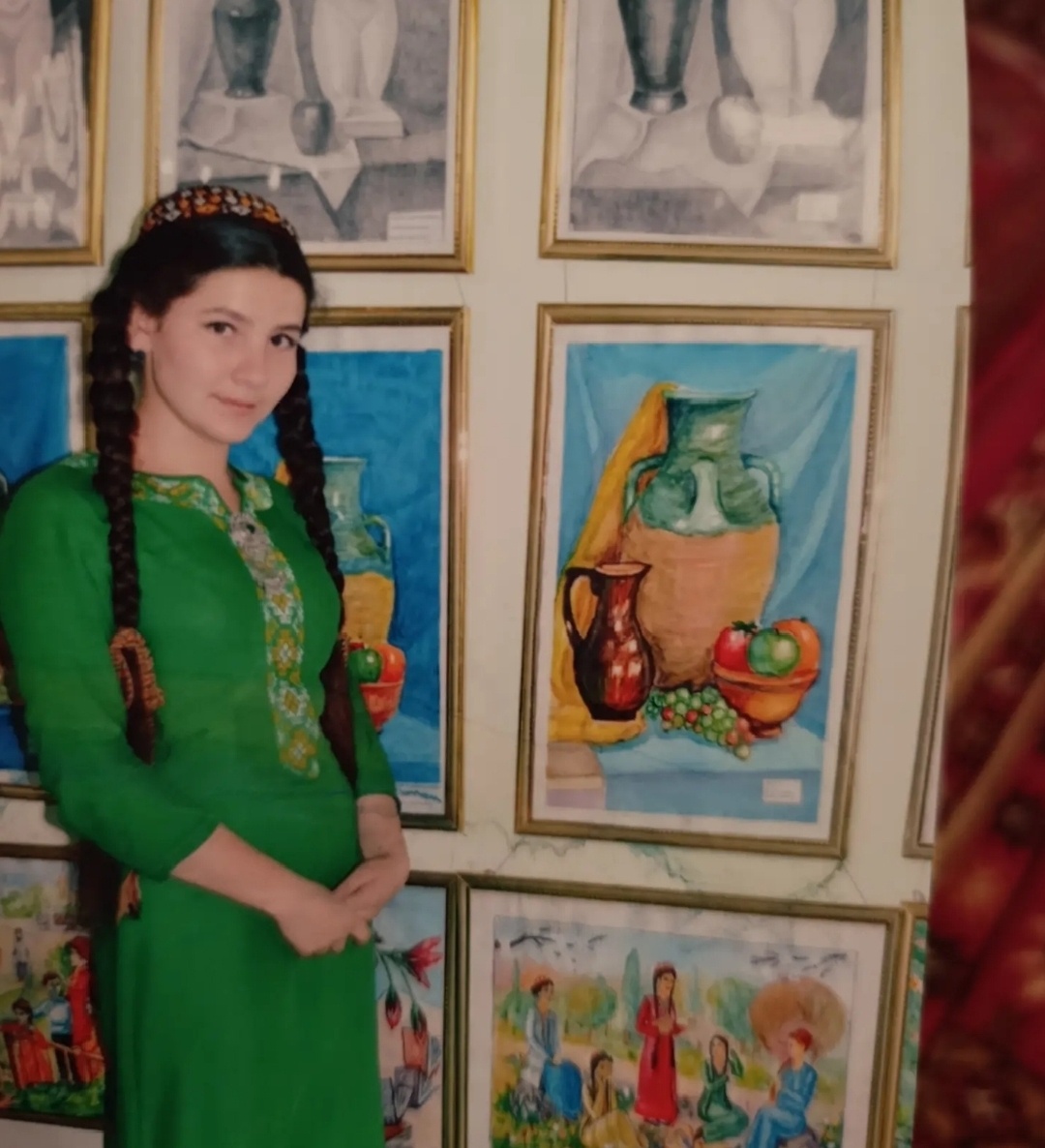 Рахманова Гулалек 
Туркменистан, Дашогуз. Студентка 3 курса химического факультета ПГНИУ